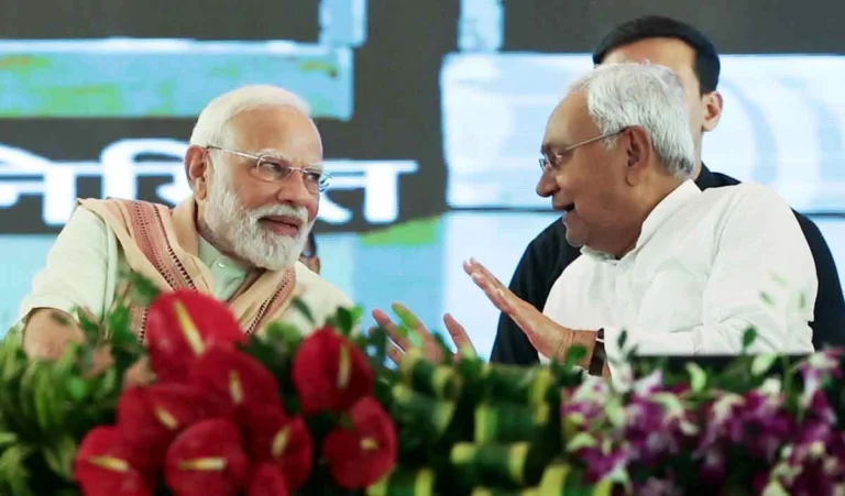 Bihar में BJP ने यादव उम्मीदवारों की संख्या घटाई तो JDU ने मुस्लिमों को कम टिकट दिये, NDA की रणनीति में आया दिलचस्प मोड़