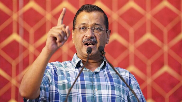 'भारत को कहां ले आए ये लोग', IPS की मौत पर केजरीवाल का फूटा गुस्सा, दोषियों के खिलाफ सख्त सजा की मांग