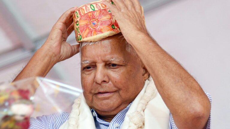 Bihar Chunav: महागठबंधन को लेकर लालू यादव आत्मविश्वास से भरे, बोले-14 नवंबर को तेजस्वी की ताजपोशी तय