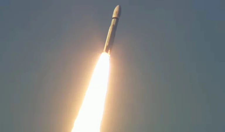 अंतरिक्ष में भारतीय संचार का नया सितारा सीएमएस-03