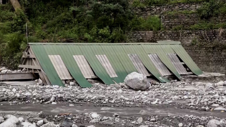 Himachal Pradesh Floods: भारी बारिश से हिमाचल प्रदेश को कितने करोड़ का नुकसान? राजस्व मंत्री नेगी का इंटरव्यू