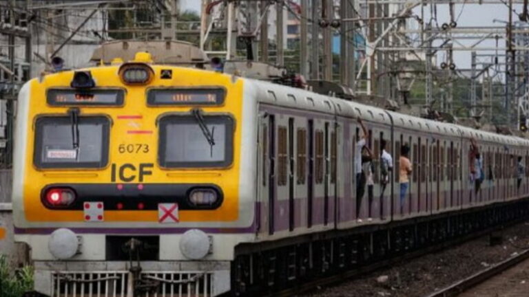 Mumbai local train: खुशखबरी, चलाई जाएंगी चार स्‍पेशल मुंबई लोकल ट्रेनें, देखें रूट और टाइम शेड्यूल