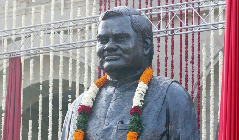 सुशासन के अटल पथ पर अग्रसर छत्तीसगढ़